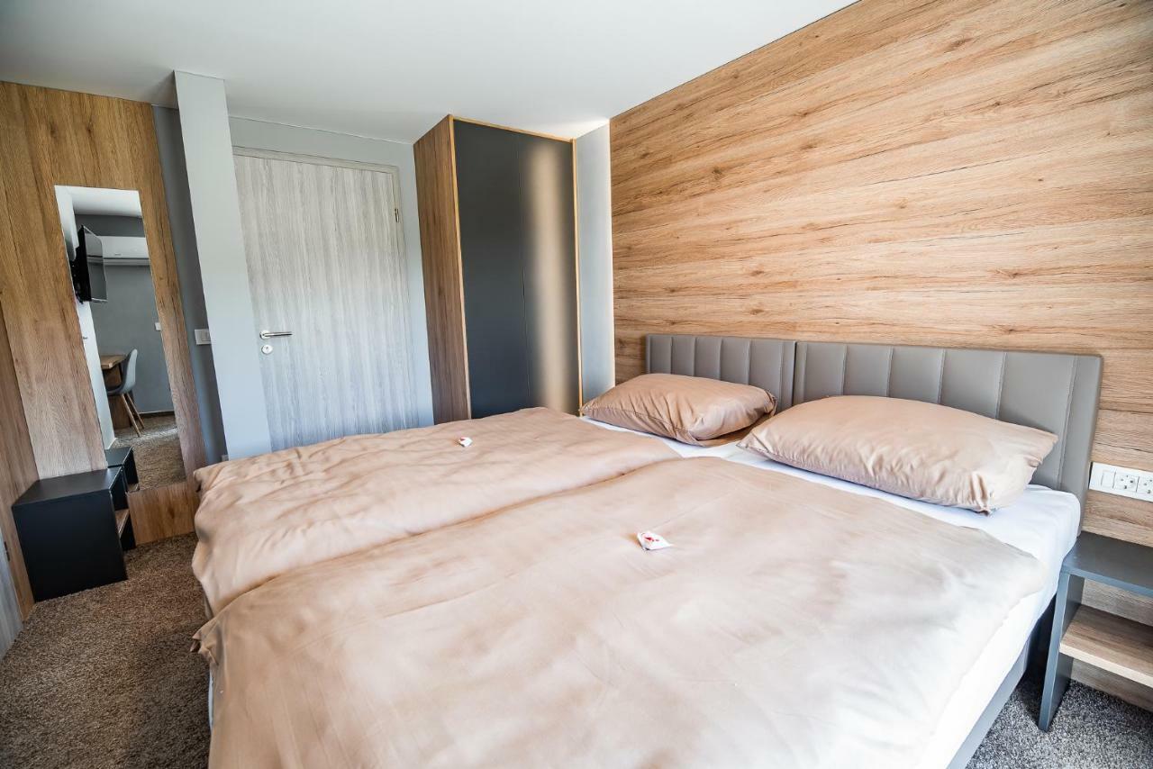 Guesthouse Mars Ig Zewnętrze zdjęcie